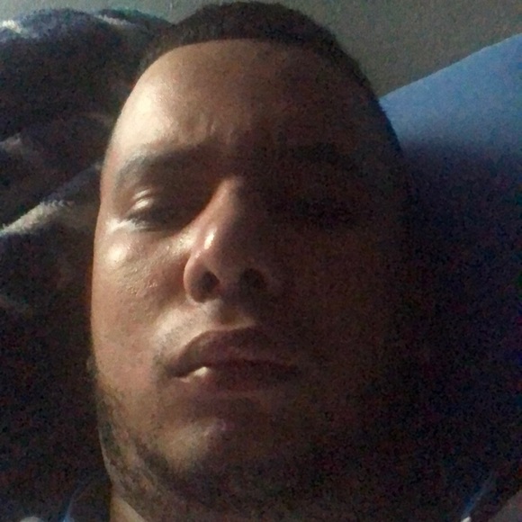 Meet your Posher, Elier - Picture 1 of 1